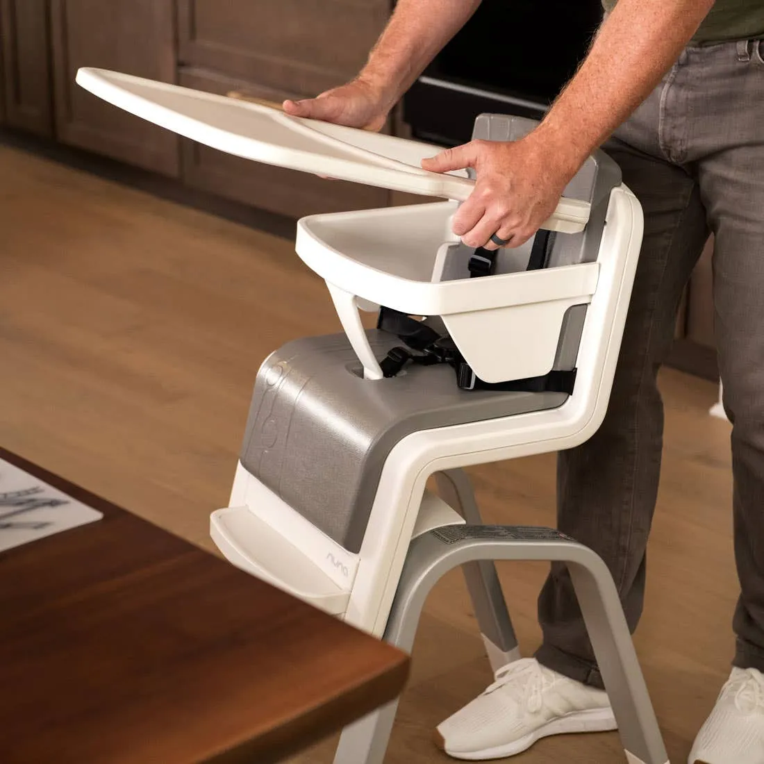 Zaaz High Chair by Nuna