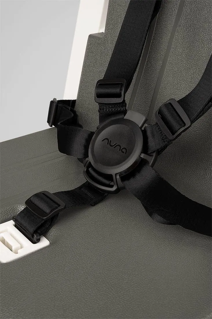 Zaaz High Chair by Nuna