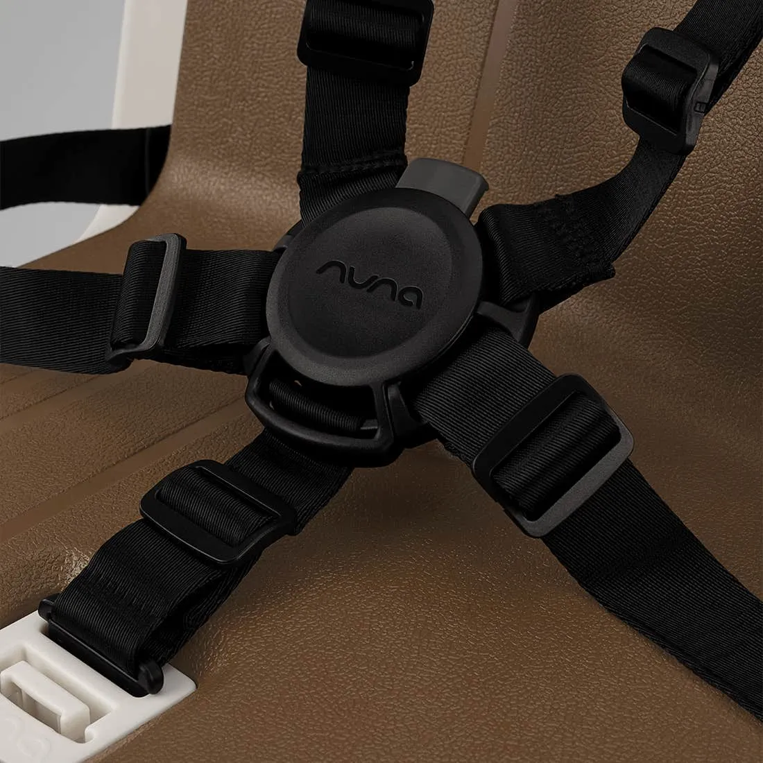 Zaaz High Chair by Nuna