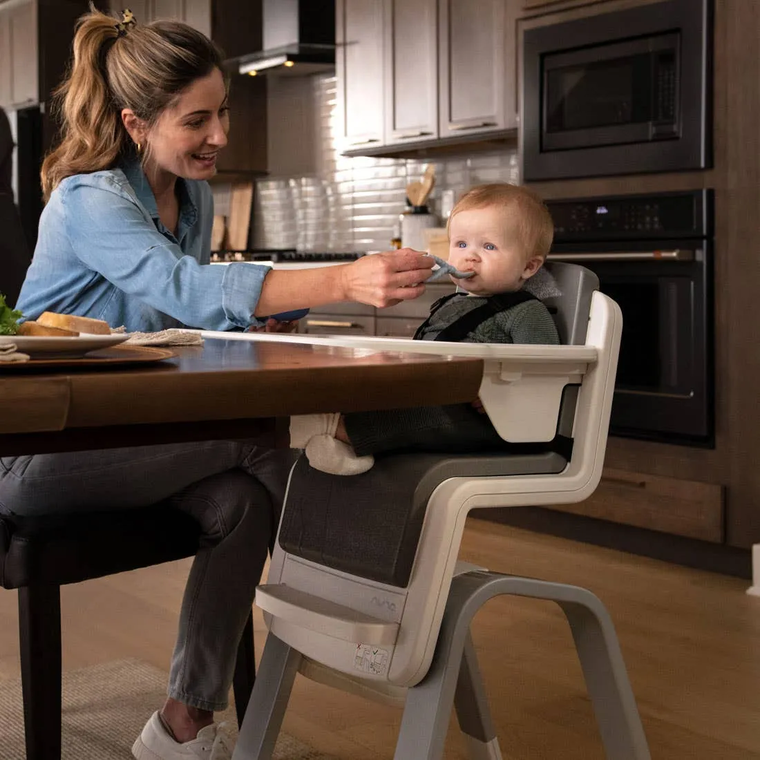 Zaaz High Chair by Nuna